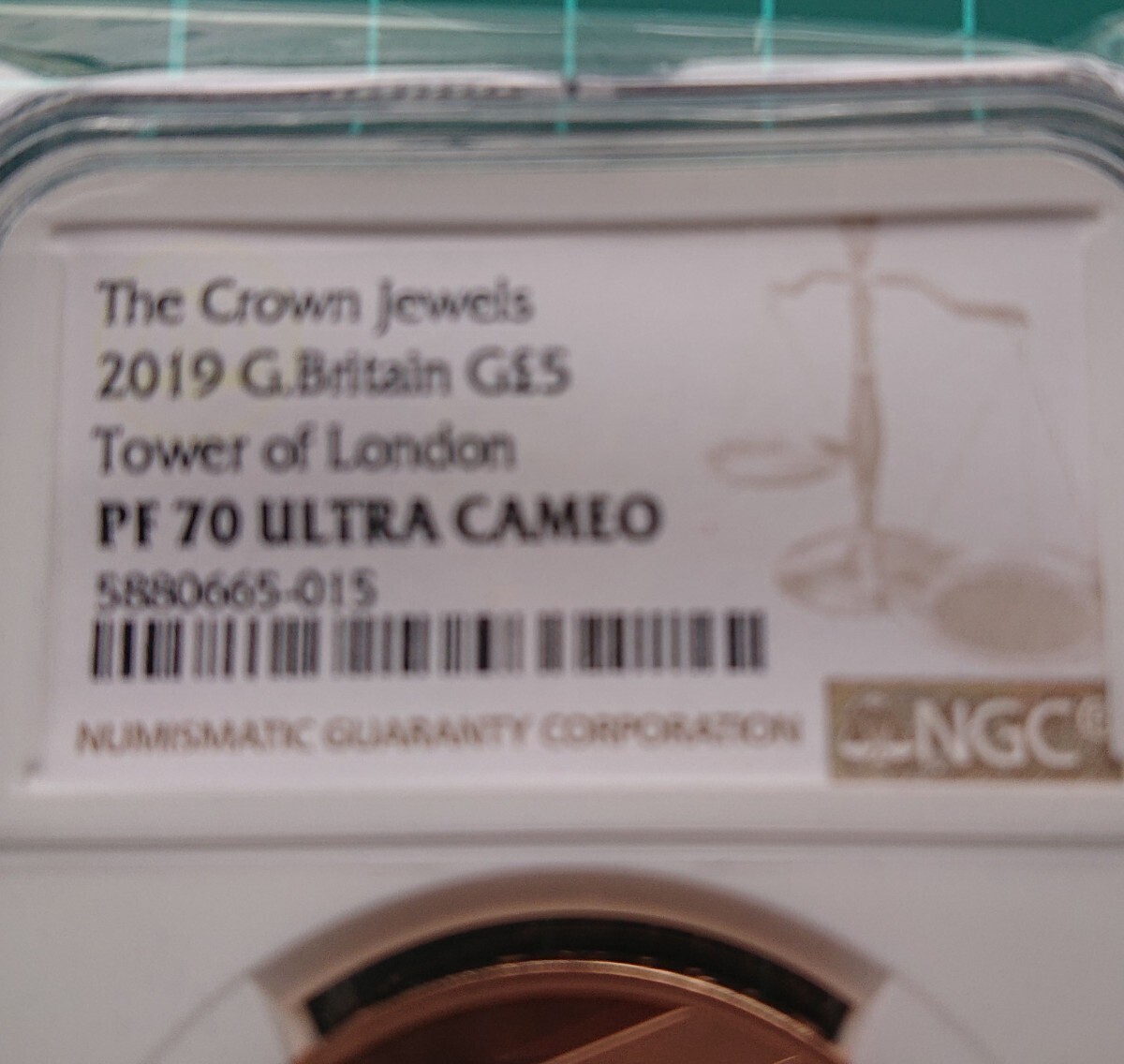 2020 イギリス ロンドン塔 クラウンThe Crown Jewels 5ポンド金貨 NGC PF70 UCAM 最高鑑定の画像7