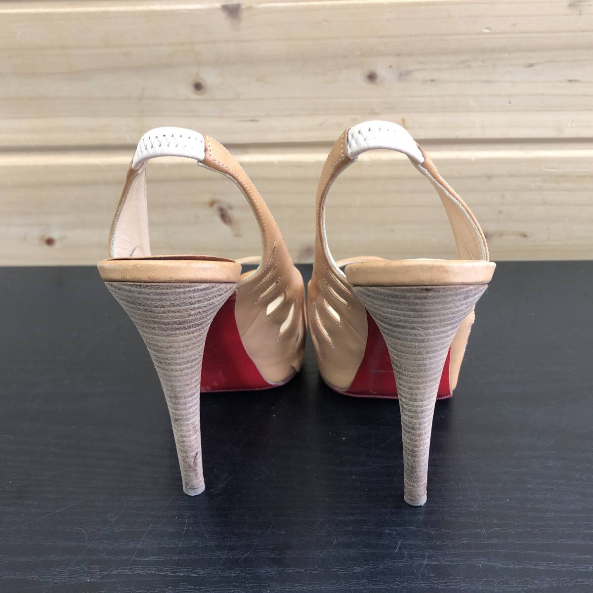 【2000円スタート】Christian Louboutin クリスチャンルブタン ピンヒール 36.5 ブラウン レディース パンプス ハイヒール_画像4