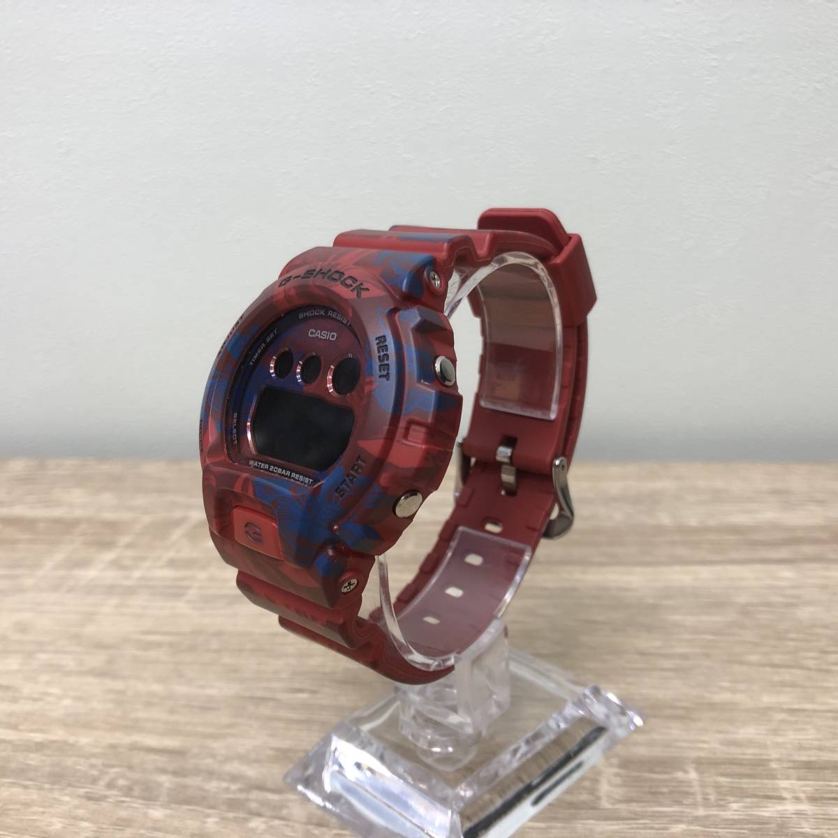 【3000円スタート】稼働品 CASIO カシオ G-SHOCK ジーショック 腕時計 GMD-S6900F クオーツ 花柄 デジタル文字盤 20BAR レッド _画像4