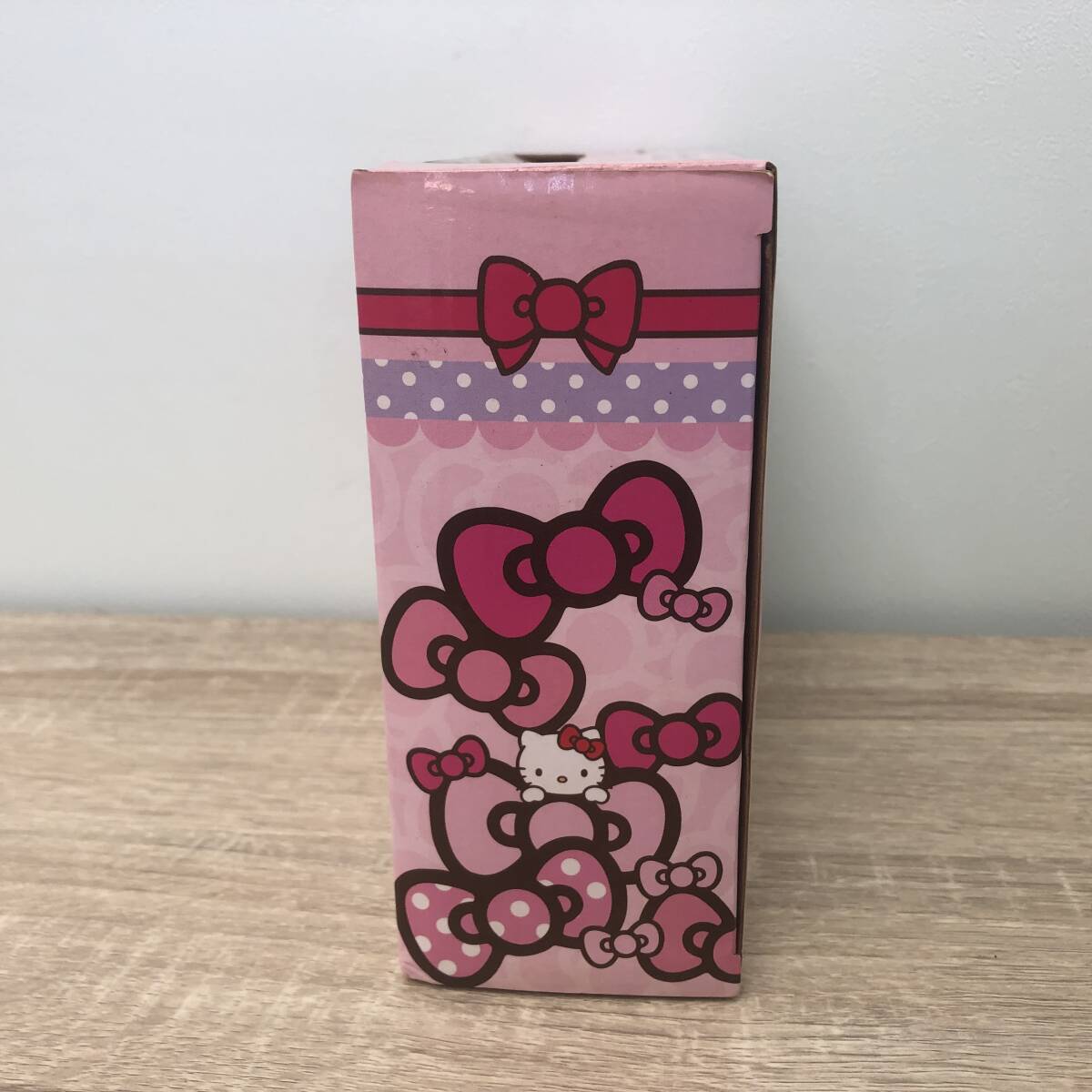 【500円スタート】Sanrio サンリオ Hello Kitty ハローキティ ぱたぱたクロック アラーム機能付き 置時計 カレンダー _画像4