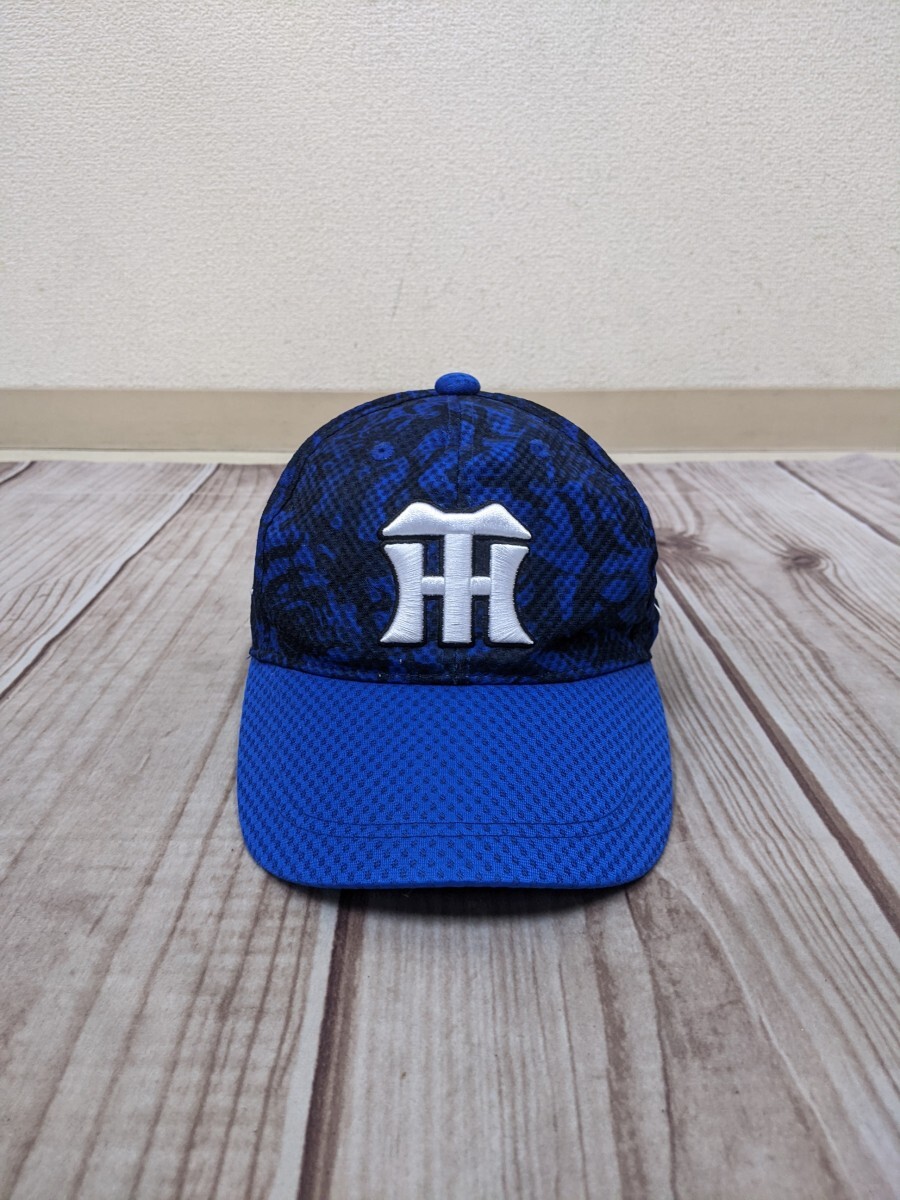9．阪神タイガース 2019 GINOZA AKI 立体ロゴ ベースボールキャップ メッシュ 野球帽 面ファスナー サイズF 青黒白 x808の画像1