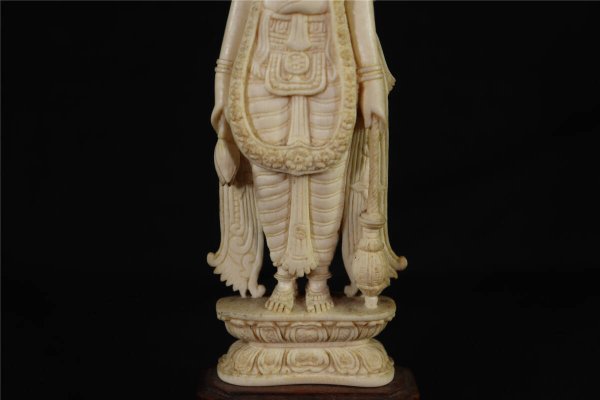 東洋彫刻 細密彫刻 人物 仏像 インドの神様 置物 天然 白材 /マンモス_画像3