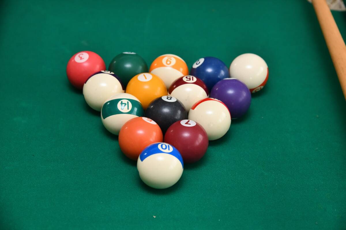 [ full set ] Family billiards home use billiard table Mini billiards set length 52cm× width 94cm× height 20cm