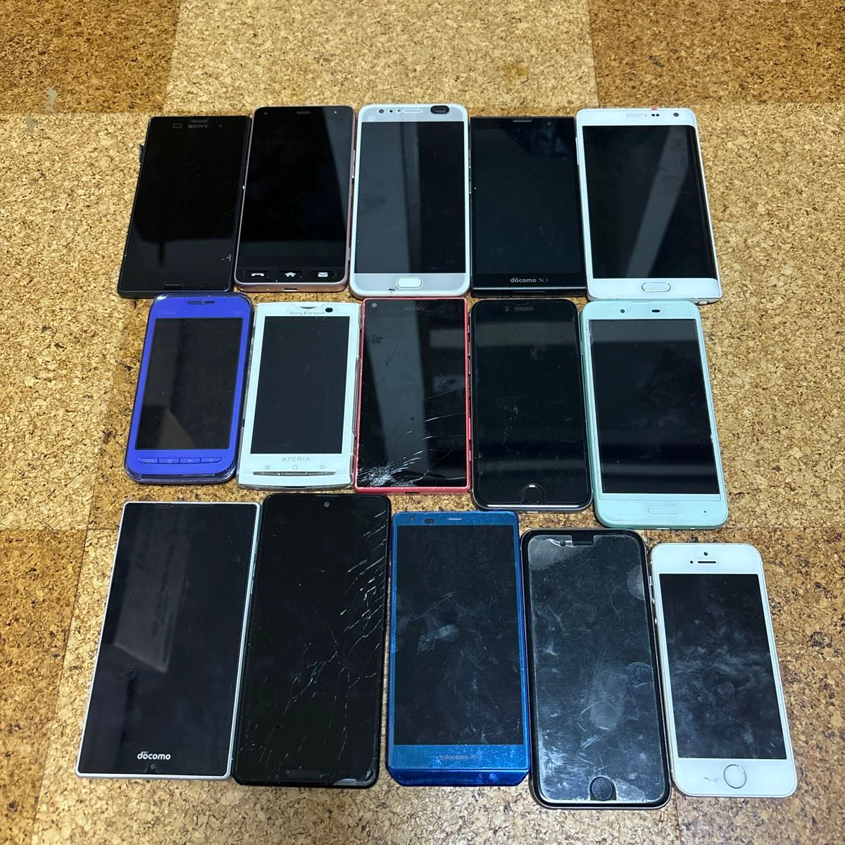 ジャンク品 スマホ15台 部品取り 分解研究用|Yahoo!フリマ(旧 ジャンク品 スマホ15台 部品取り 分解研究用|Yahoo!フリマ(旧