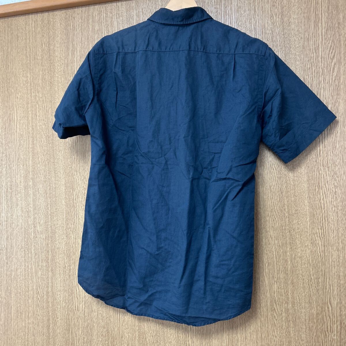 ユニクロ　メンズ　リネンシャツ　半袖　サイズM オーブカラー　紺色　ネイビー　半袖シャツ