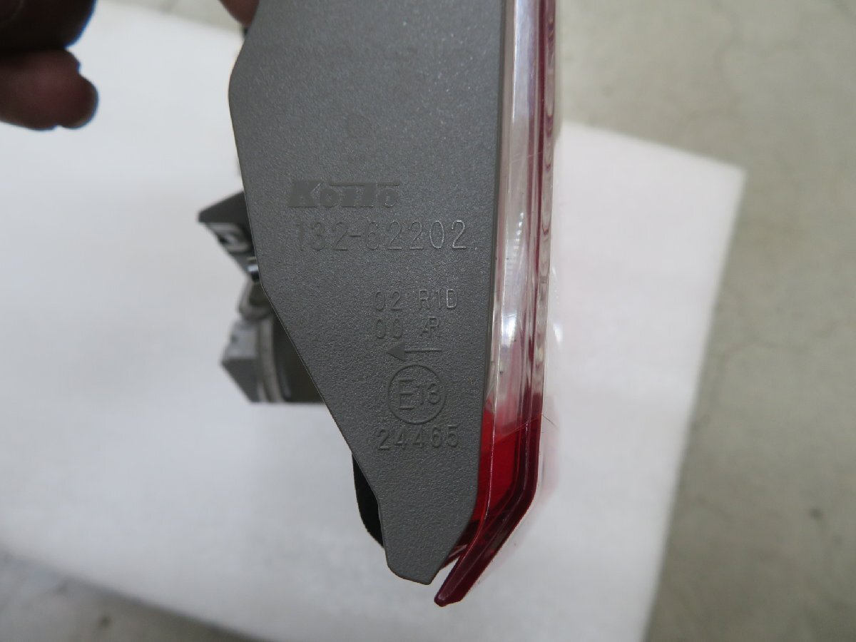  secondhand goods Honda original tail lamp Freed stamp KOITO 132-62202 GB5 left inside side lighting has confirmed 
