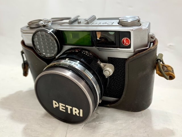 【中古品】PETRI ペトリ フィルムカメラ【送料別】TD0555の画像1