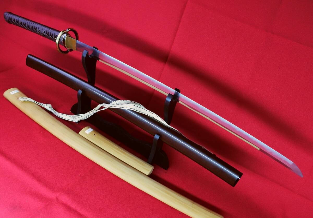 【現代刀】山鳥毛のような丁子刃の剛刀 67.5cm 元幅3.4cm 元重 約8.5mm 910g 濃州堂様オーダー鞘 拵え新品!!の画像3