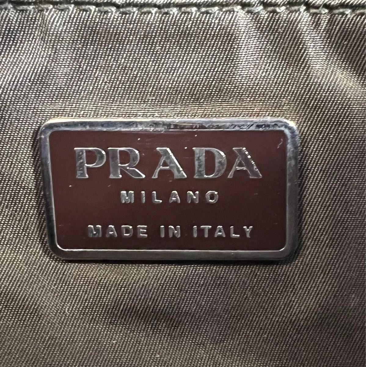 PRADA プラダ 三角ロゴ ナイロン ショルダーバッグ ロゴプレート PRADA プラダ 三角ロゴ ナイロン ショルダーバッグ ロゴプレート