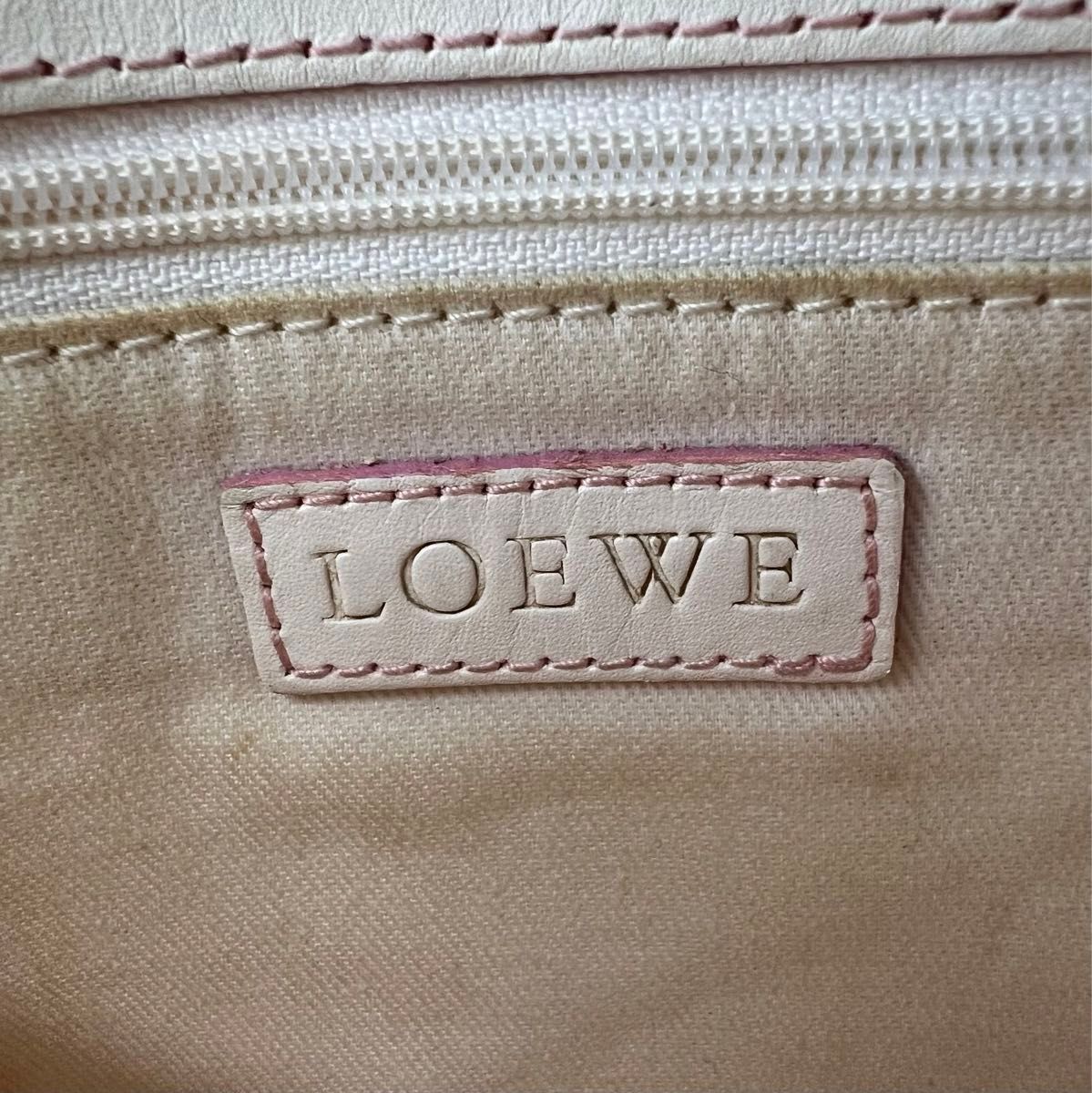 LOEWE ロエベ　ショルダーバッグ　 斜め掛け　 ハンドバッグ　ピンク　レディース　ブランド　正規品　中古