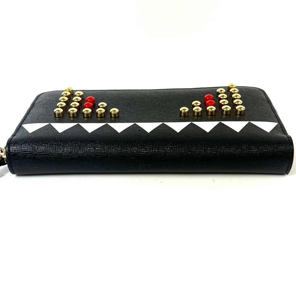 FENDI フェンディ ラウンドファスナー 長財布 シグネチャー FENDI フェンディ ラウンドファスナー 長財布 シグネチャー