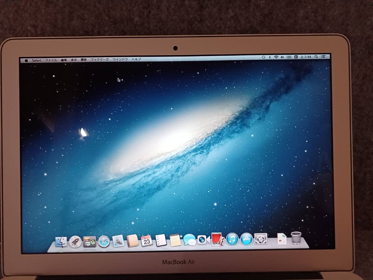 ★13099-05★初期化済み★Apple MacBook Air/マックブックエアー model A1466 256GB バッグ付き★_画像7