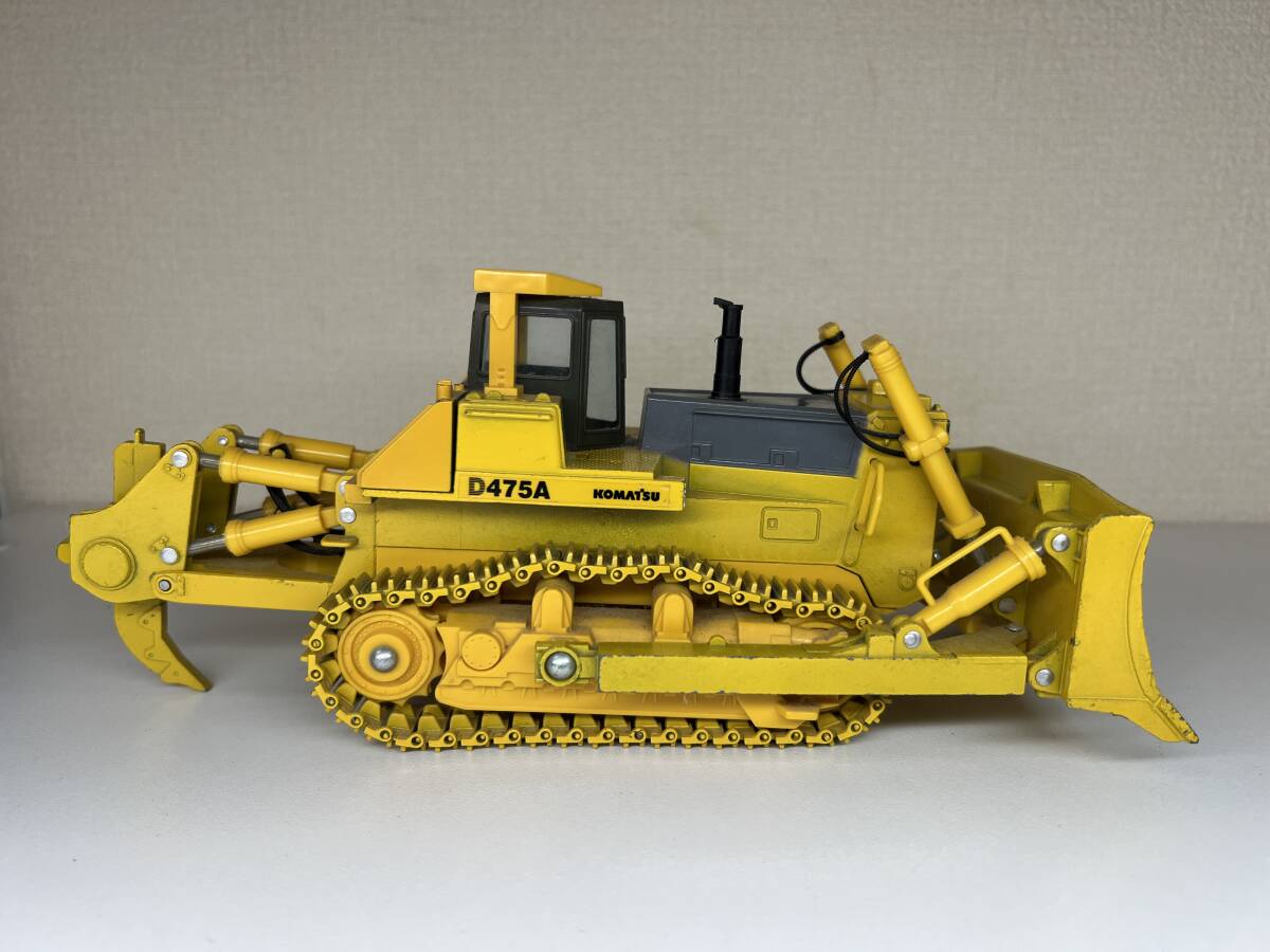 1 jpy start KOMATSU D475A bulldozer present condition delivery 