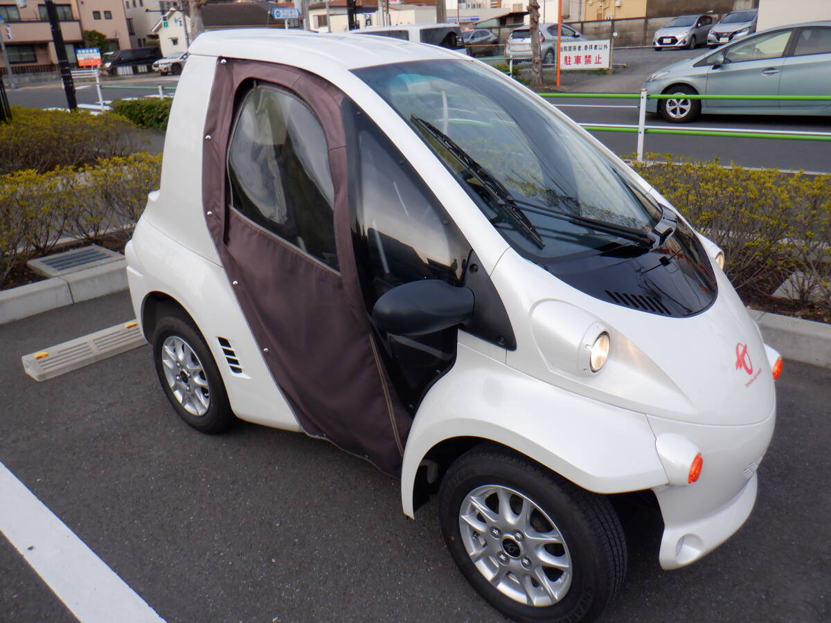 トヨタ　コムス　2012年製　1人乗り　電気自動車　バッテリー、タイヤ交換済み_画像1