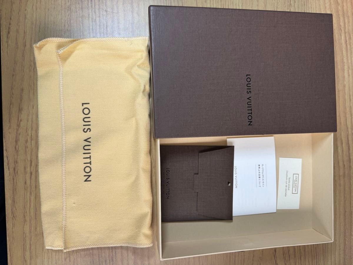 ルイヴィトン 空箱 紙袋 LOUIS VUITTON ブランド|Yahoo!フリマ ルイヴィトン 空箱 紙袋 LOUIS VUITTON ブランド|Yahoo!フリマ