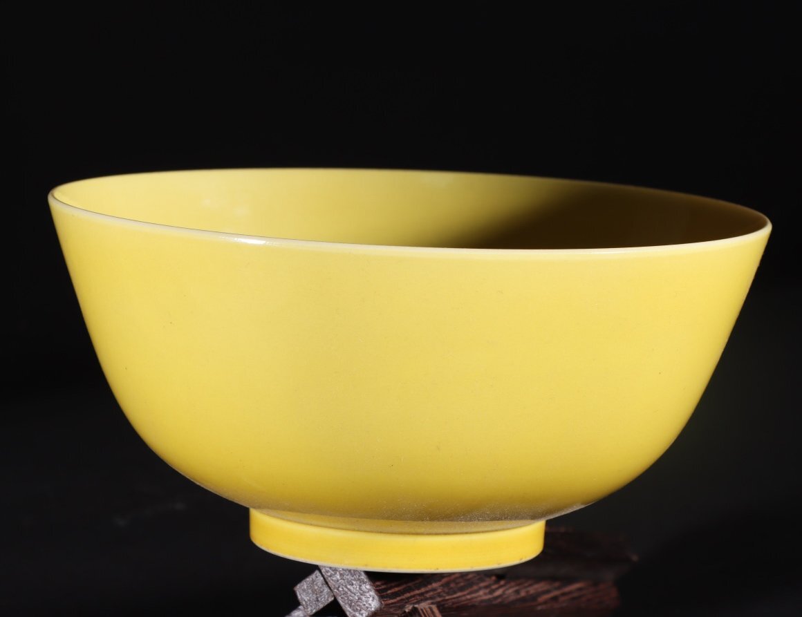【安】清時代 大清宣統年製 黄釉碗 共箱 唐瓷 染付 古陶瓷 古美味 中国古美術 古董品 390_画像6