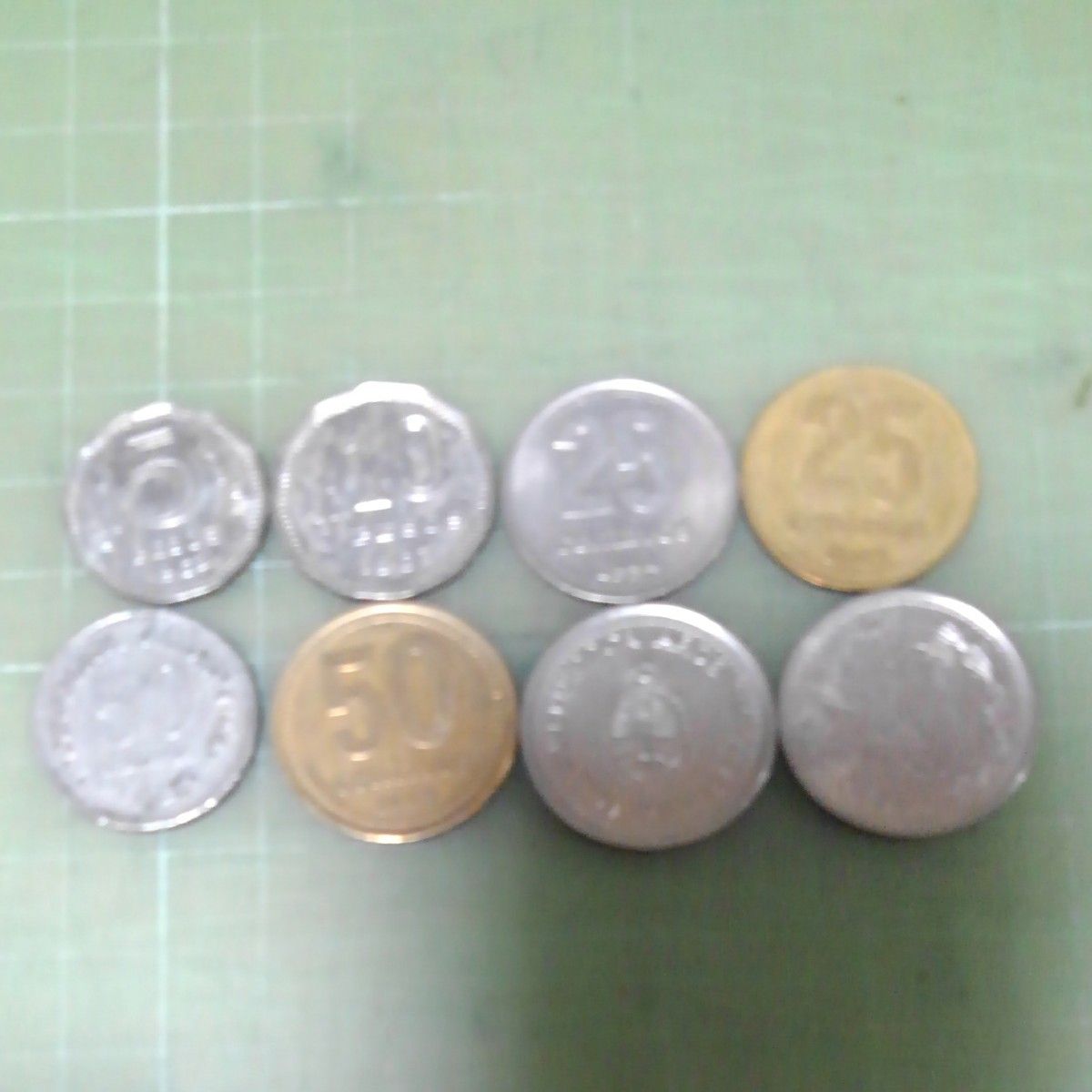 アルゼンチン旧硬貨×８枚