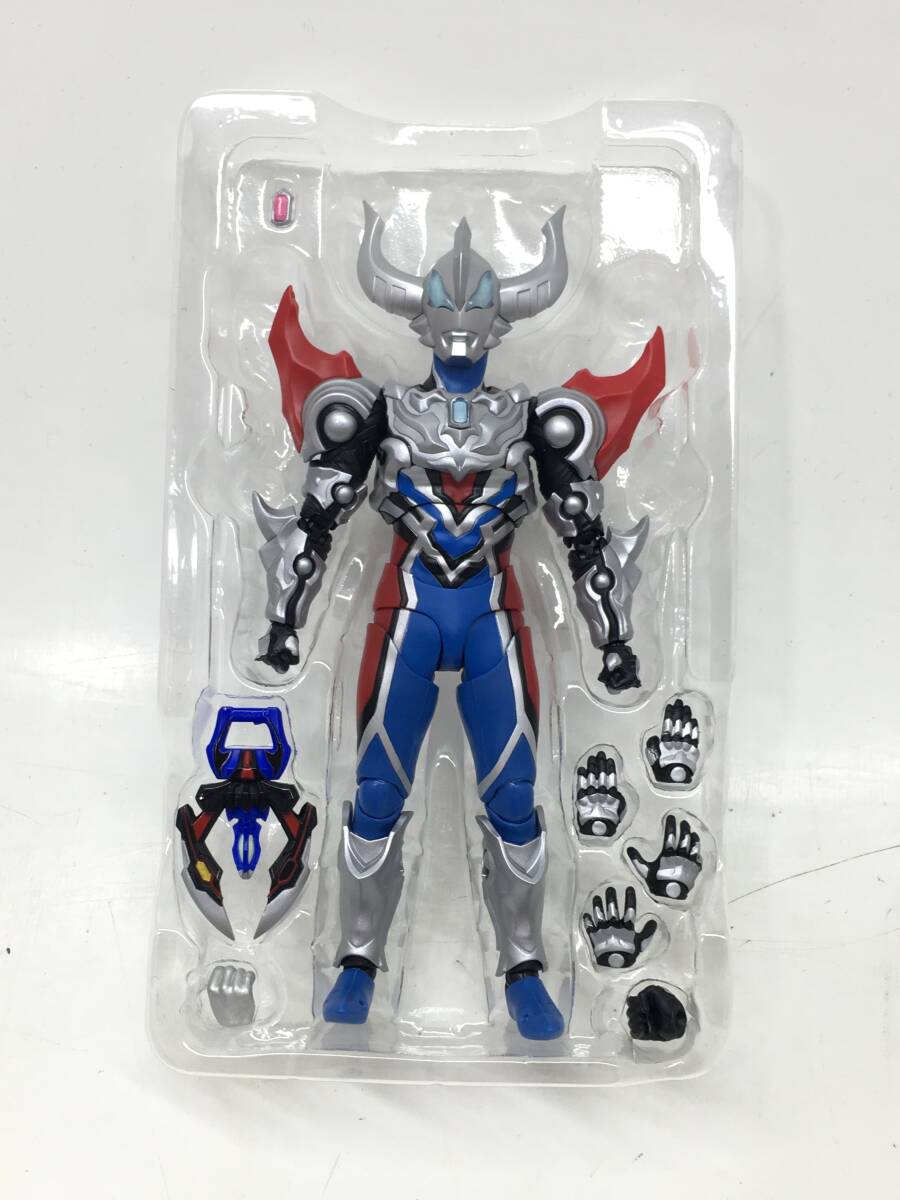 【1606】S.H.Figuarts ウルトラマンジード マグニフィセント ウルトラマンジード S.H.フィギュアーツ バンダイ 中古品の画像4