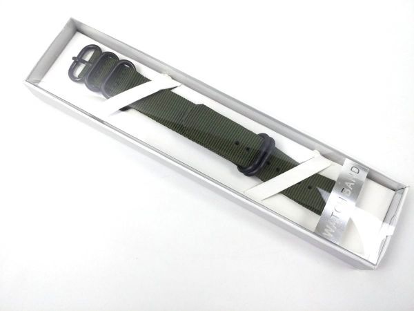 ナイロン製ミリタリーストラップ 腕時計布ベルト natoタイプ アーミーグリーンXブラック 20mm