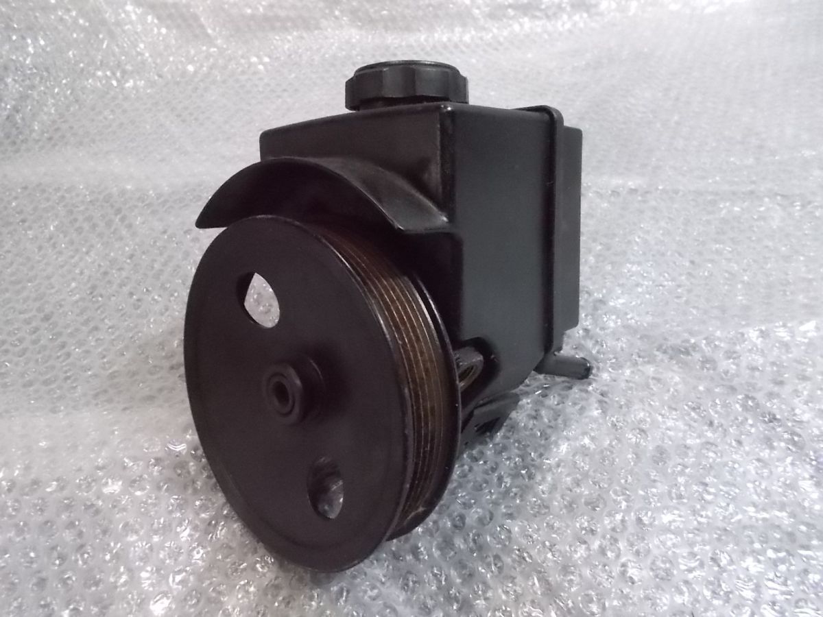 * super-discount!*VOLVO Volvo 850 original normal power steering pump 3546907 / 2R4-604