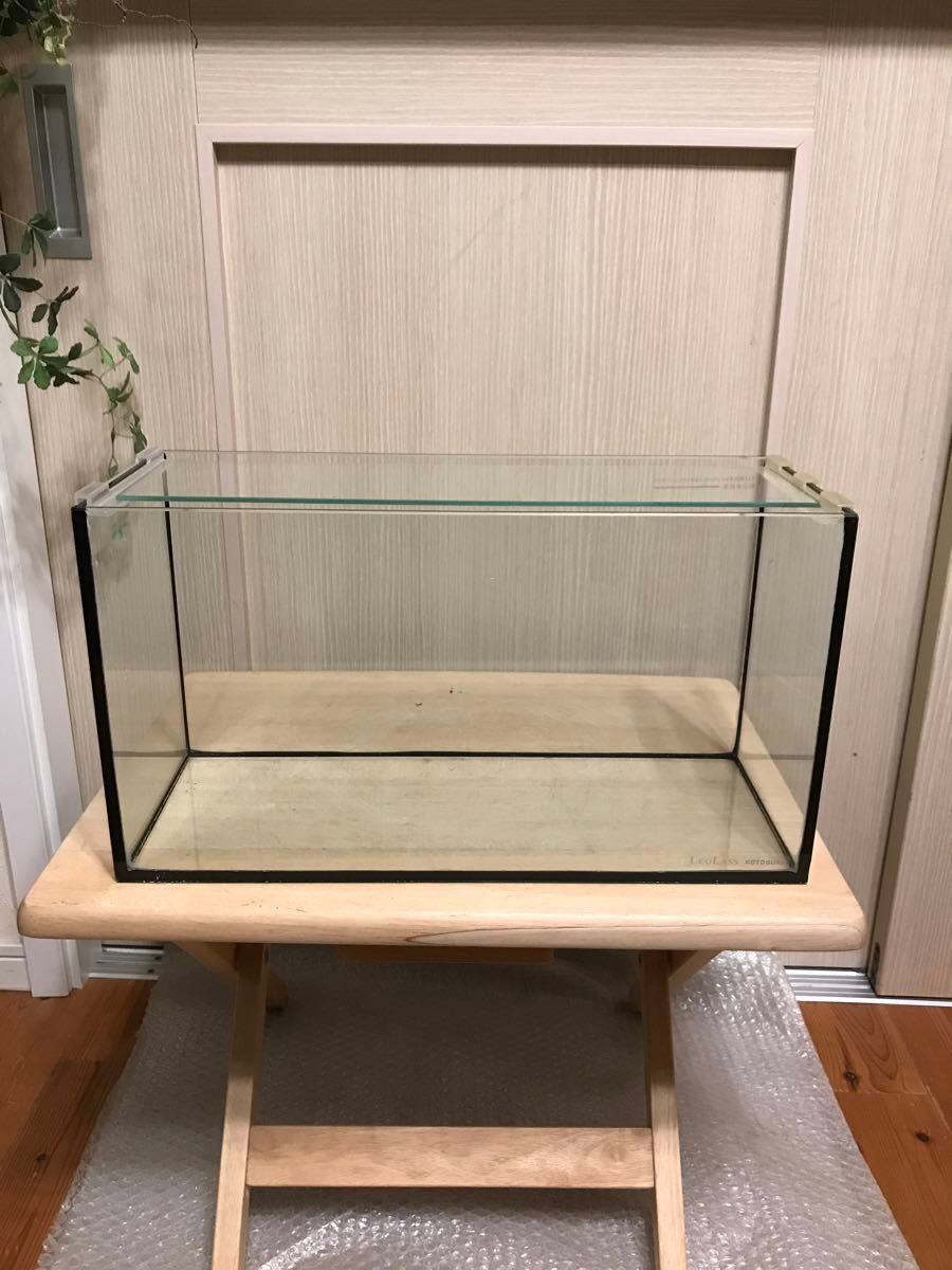 ② 中古水槽KOTOBUKI LEGLASS 40×16×高さ22㎝全国送料無料！0327-3