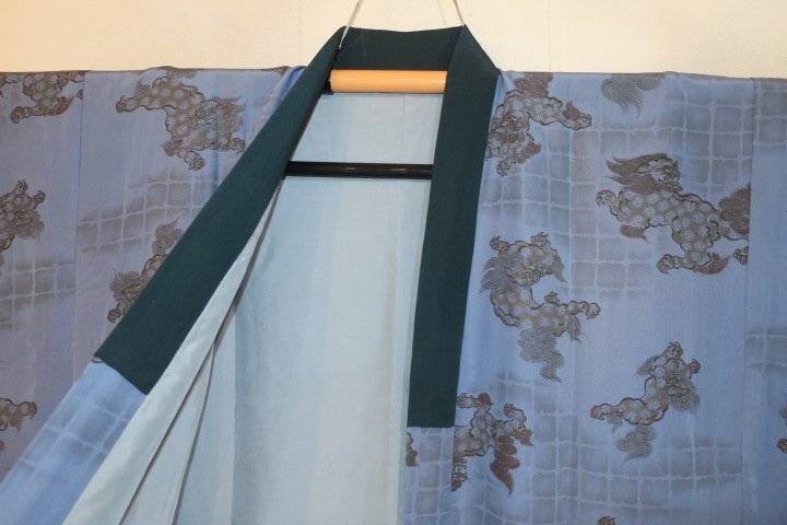 .933 2 ps silk feather two -ply. . long kimono-like garment .66 height 136К. thing total pattern. Tang lion writing sama new goods collar is deep green 