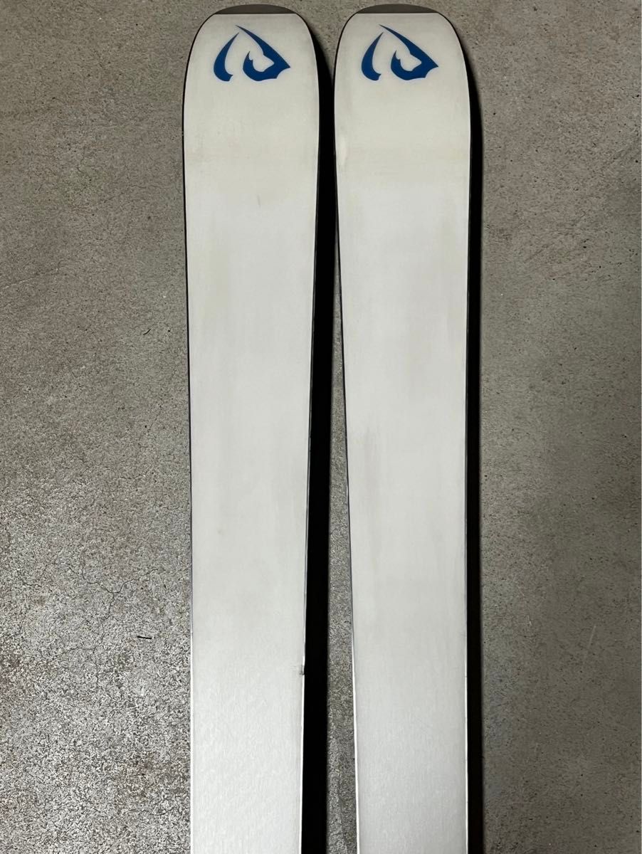 ID one (アイディーワン) MR-CE 172cm モーグル スキー板 コブ ID one (アイディーワン) MR-CE 172cm モーグル スキー板 コブ