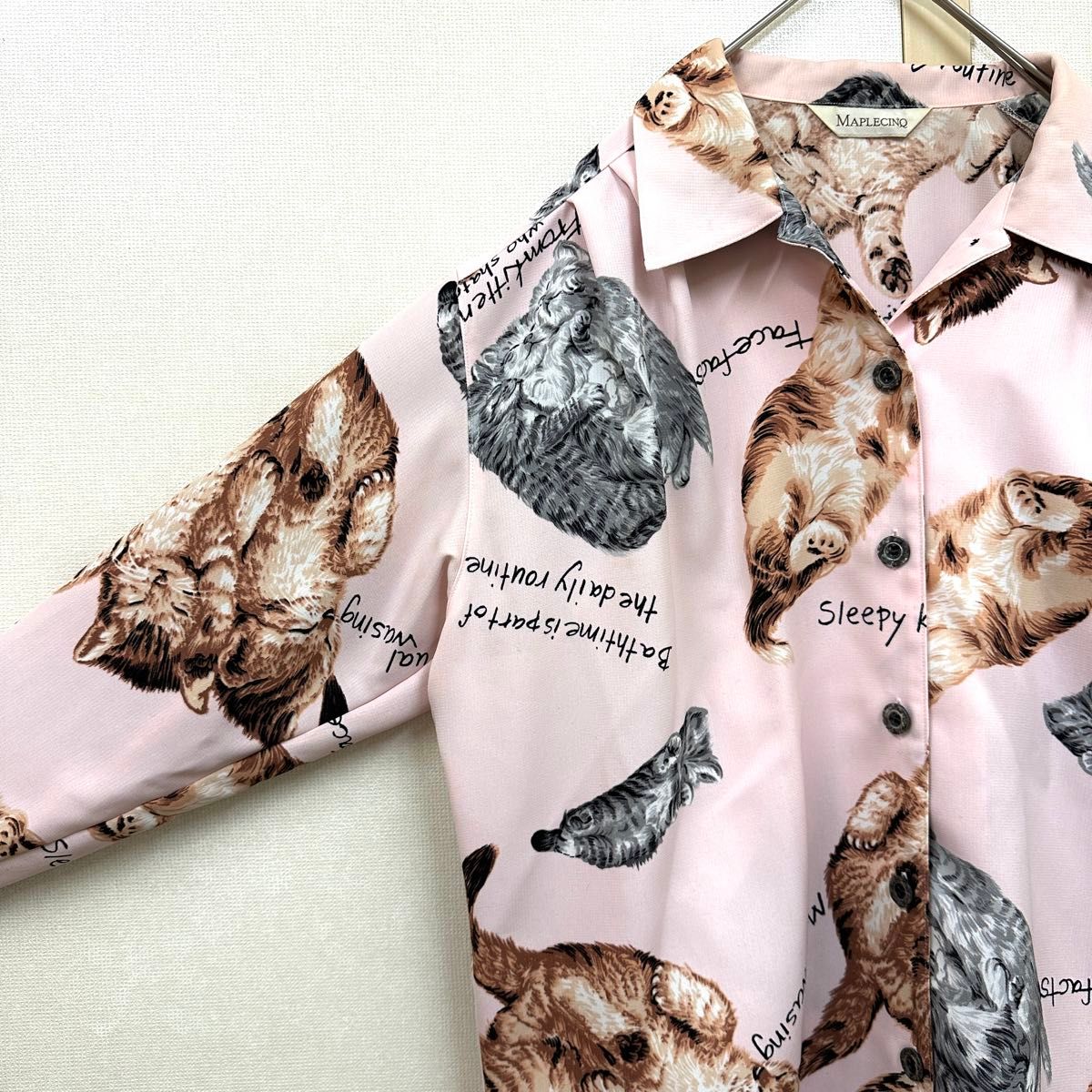 70's〜80's  アンティークブラウス デザインシャツ 希少 猫柄ポリシャツ 長袖シャツ ポリシャツ 猫 アニマルデザイン 