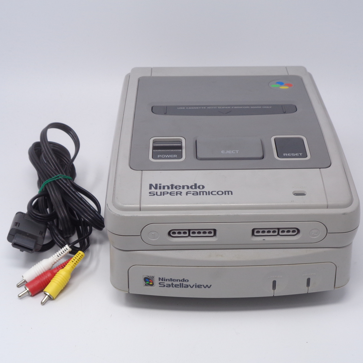 Satellaview本体 スーパーファミコン本体 純正AVケーブルの Satellaview本体 スーパーファミコン本体 純正AVケーブルの