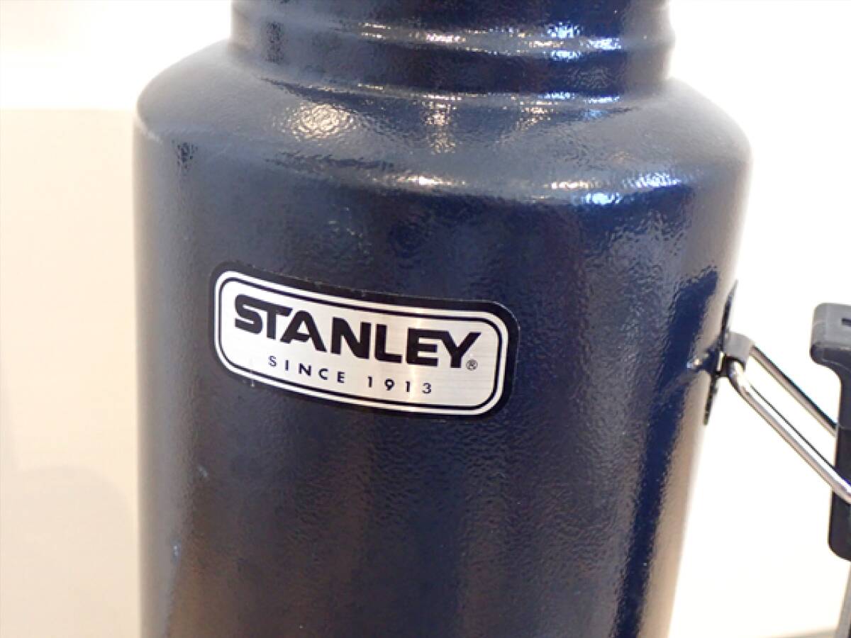 【STANLEY スタンレー】クラシックボトル 旧ロゴ 1.9L水筒 ネイビー☆希少☆の画像5
