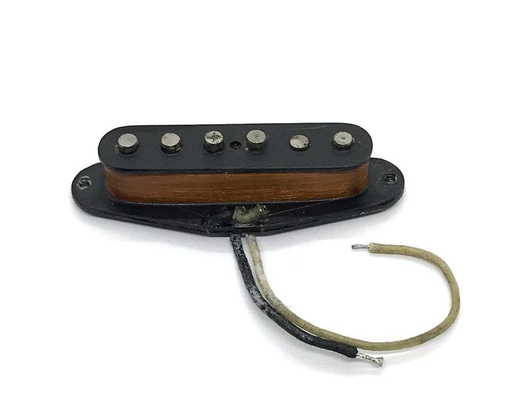 61 year made Fender Stratocaster Black bobbin Pickup N-Top <Rewound goods >