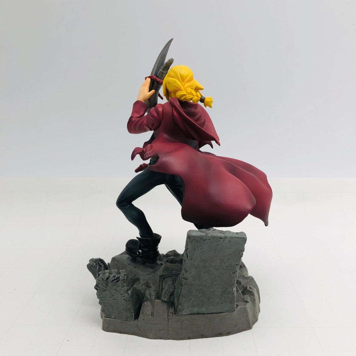 中古品 一番くじ 鋼の錬金術師 第2弾 B賞 エドワード フィギュアの画像3