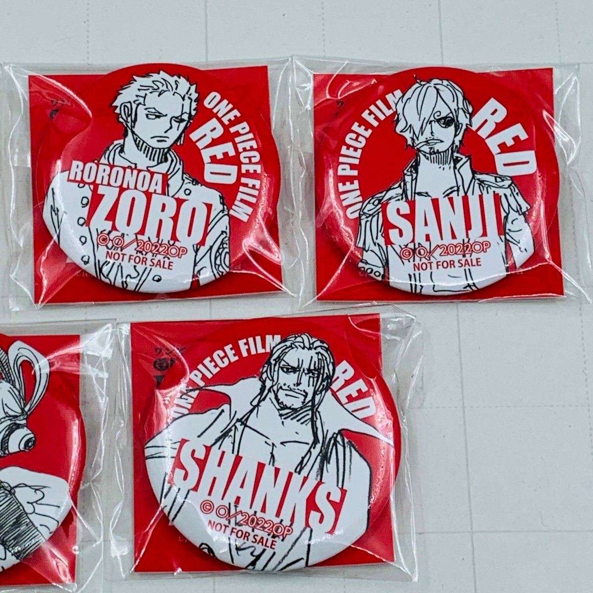 新品未開封 ONE PIECE FILM RED セブンイレブン オリジナル缶バッジ ワンピース ルフィ シャンクス ウタ ゾロ サンジ 5種セットの画像3