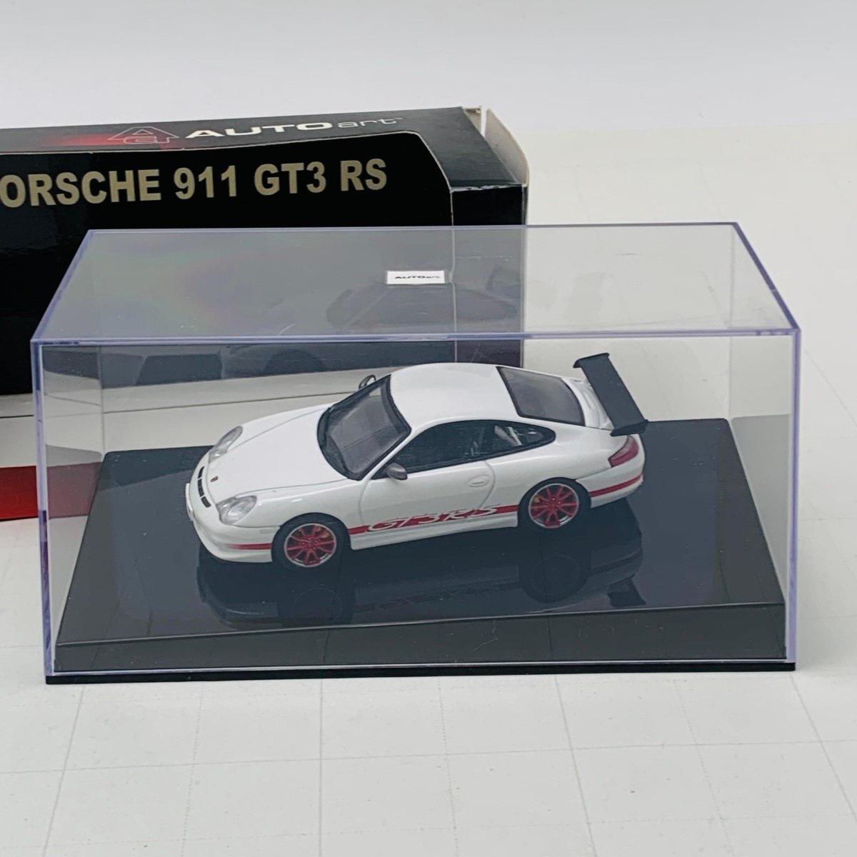 中古品 AUTOart オートアート 1/43 PORSCHE 911 GT3 RS RED STRIPE ポルシェの画像1