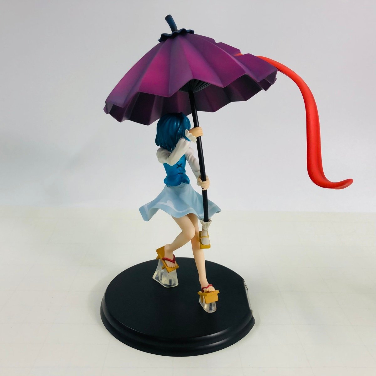 中古品 グリフォンエンタープライズ 東方Project 1/8 愉快な忘れ傘 多々良小傘_画像5