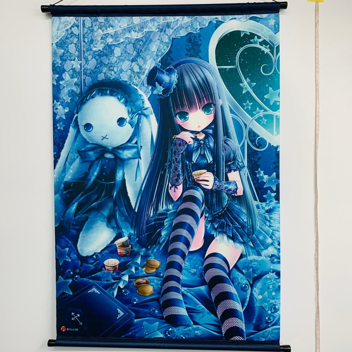 中古品 軸中心派 てぃんくる blue cielo stellato B2タペストリーの画像2