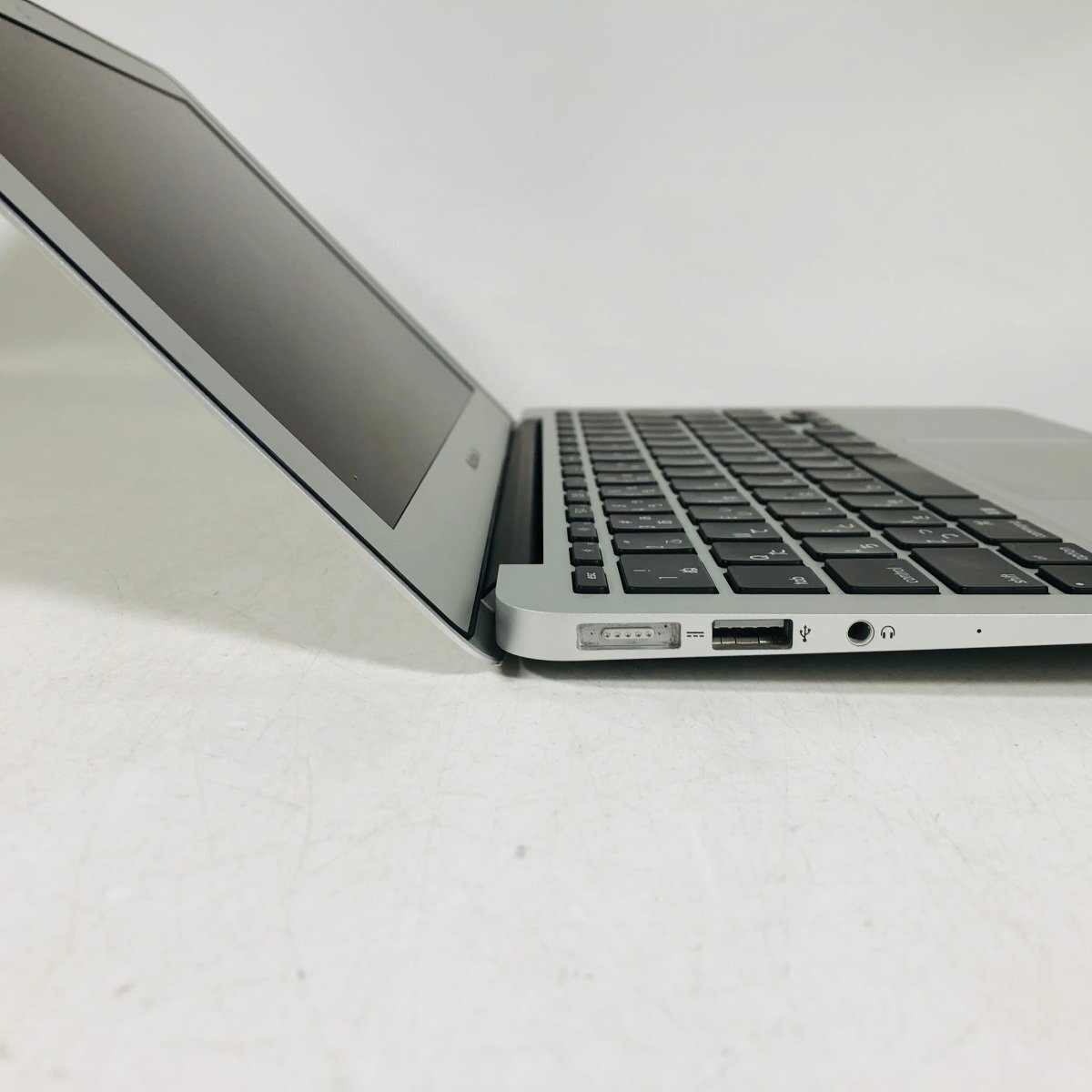 ジャンク MacBook Air 11インチ (Early 2015) Core i5 1.6GHz/4GB/SSD 256GB MJVP2J/Aの画像4