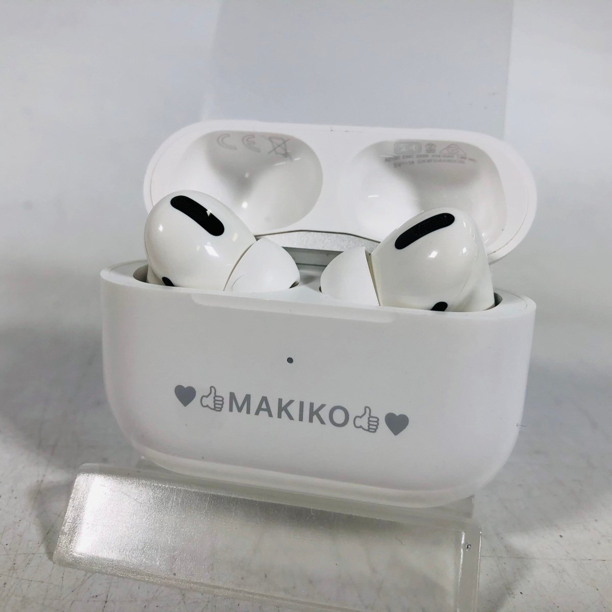 Apple AirPods Pro With Wireless Charging Case MWP22J/A_画像1