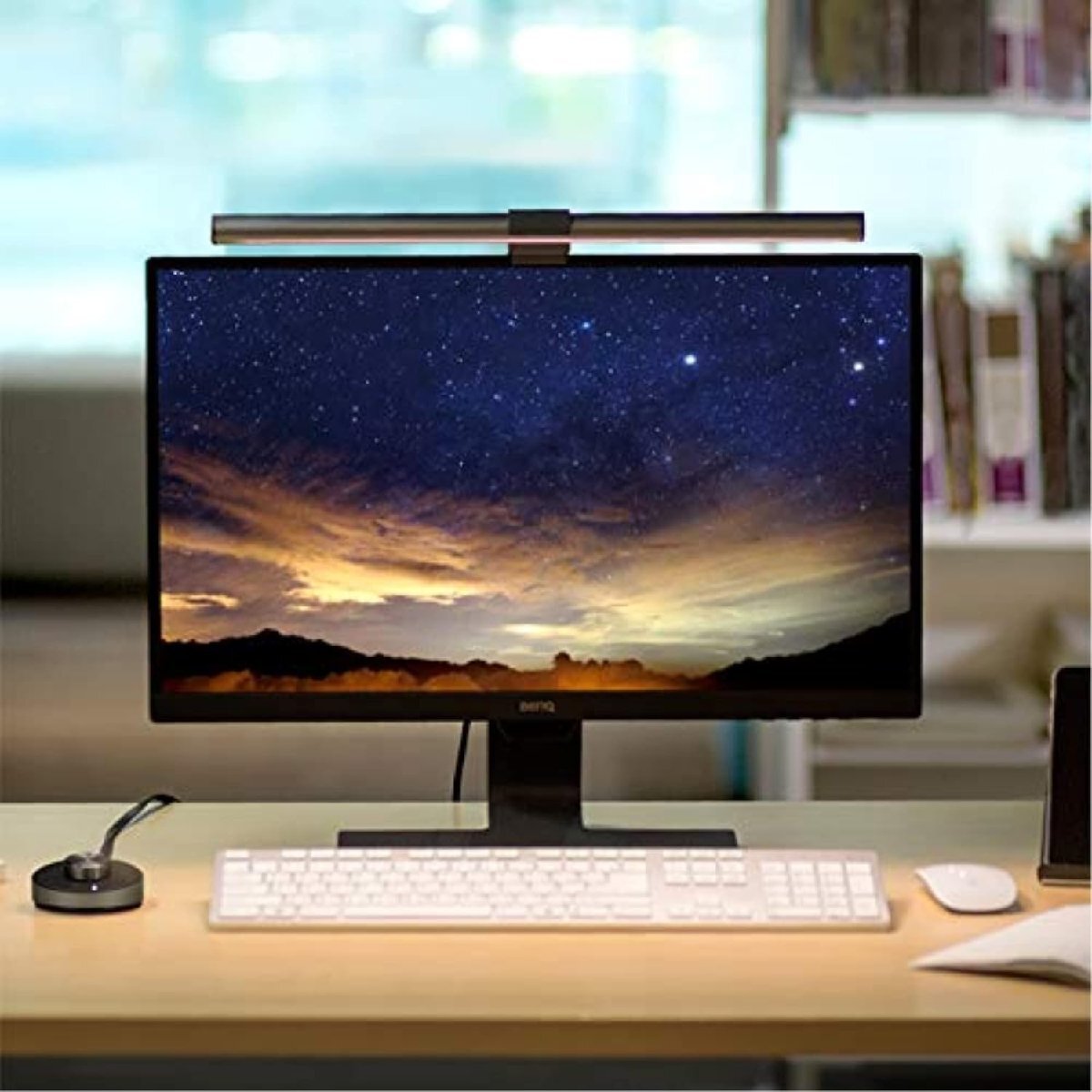 95485 BenQ ScreenBar Plus モニター 掛け式 ライト スクリーンバー プラス [ デスクライト monitor lamp] ベンキューの画像1