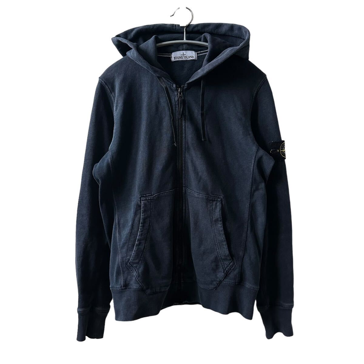 1円■STONE ISLAND ストーンアイランド　ジップアップ　パーカー　スウェット　トレーナー　ガーメントダイ　ネイビー　S メンズ R468_画像1