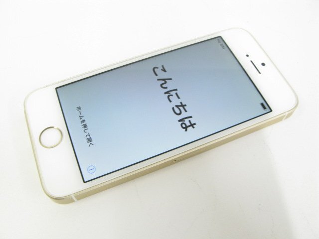 au iPhoneSE 32GB ゴールド 【M3765】の画像1