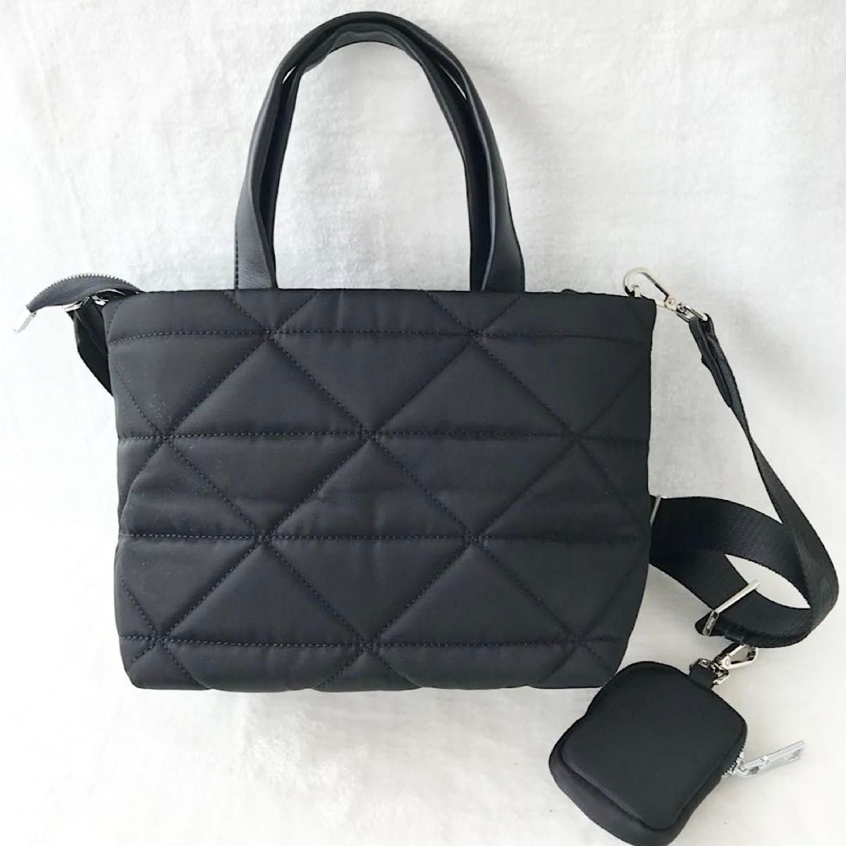 PRADAプラダ トートバッグ ノベルティ|Yahoo!フリマ(旧PayPay PRADAプラダ トートバッグ ノベルティ|Yahoo!フリマ(旧PayPay