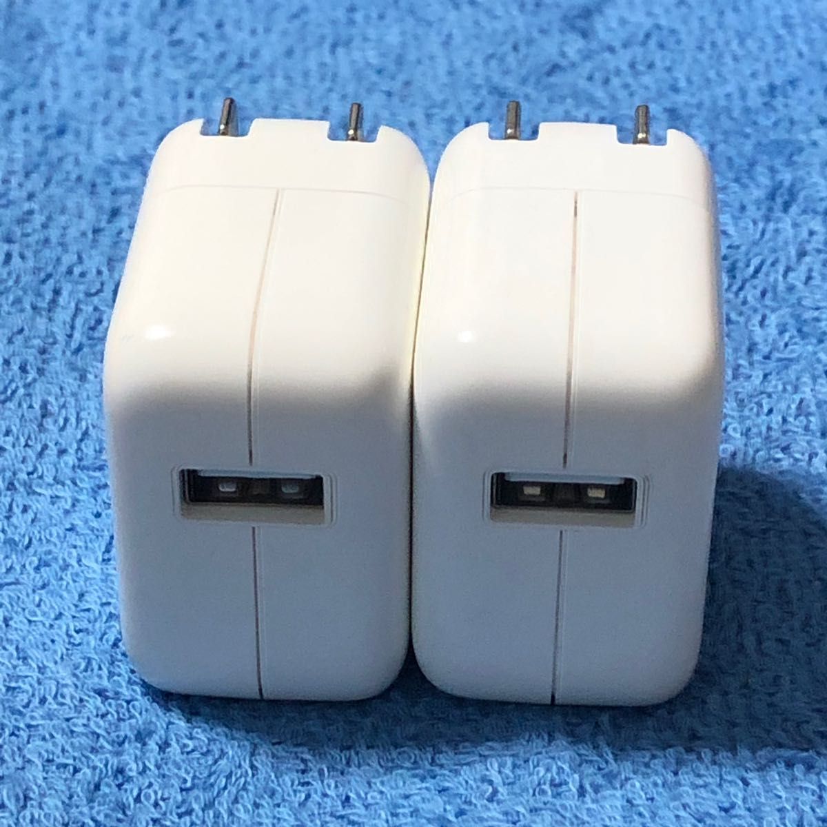 Apple USB Powerアダプタ- 10W  Model A1357  中古品② お得な２個セット