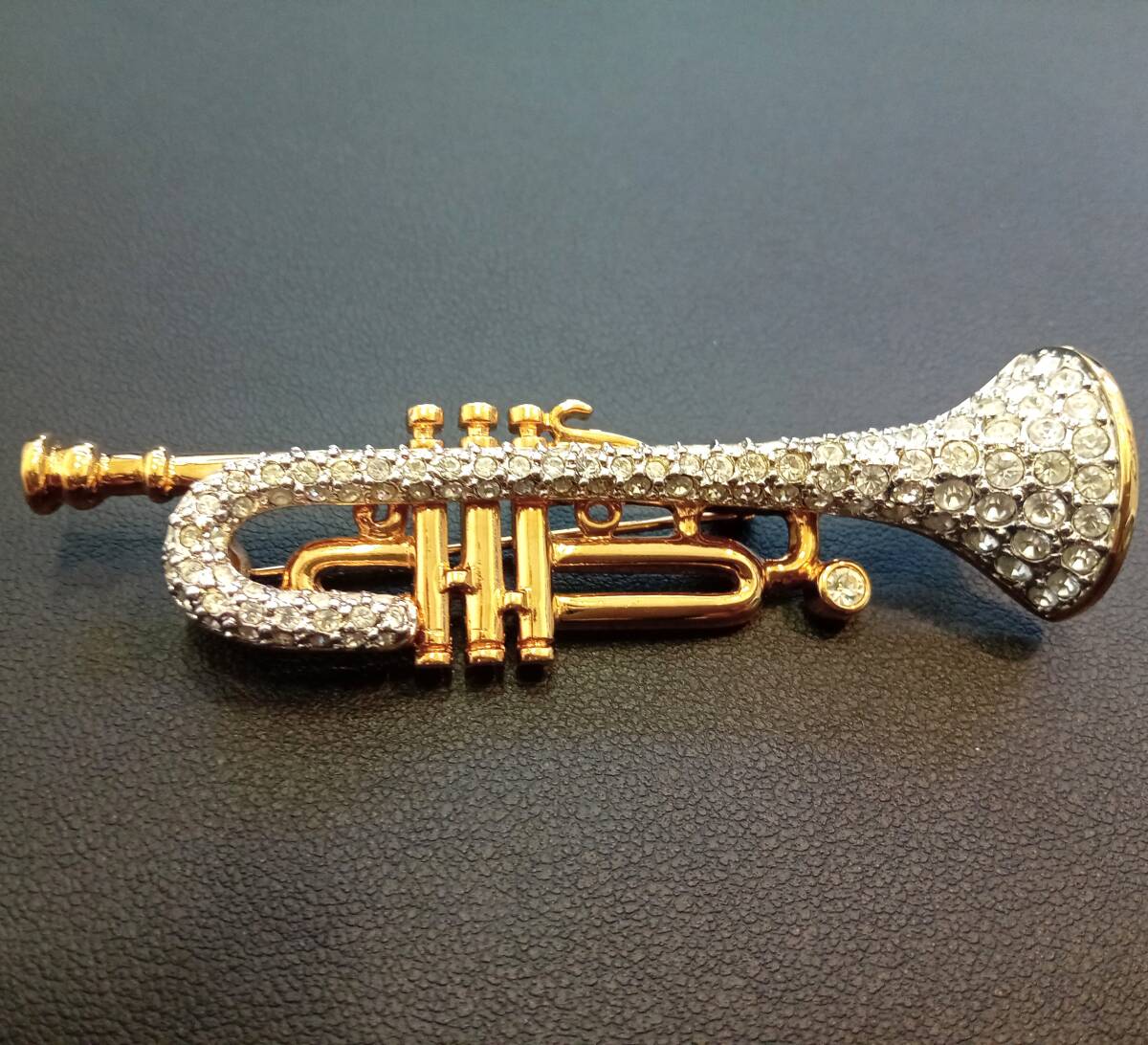 #1904 【SWAROVSKI/ペンダント/Trumpet/現状品】スワロフスキー ペンダント トランペット ゴールドコーティング 現状渡し 中古品の画像3