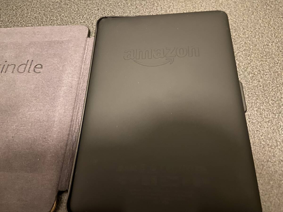 Kindle Paperwhite マンガモデル 第7世代 電子書籍リーダー Wi-Fi 32GB ブラック 広告つき カバー付き_画像2