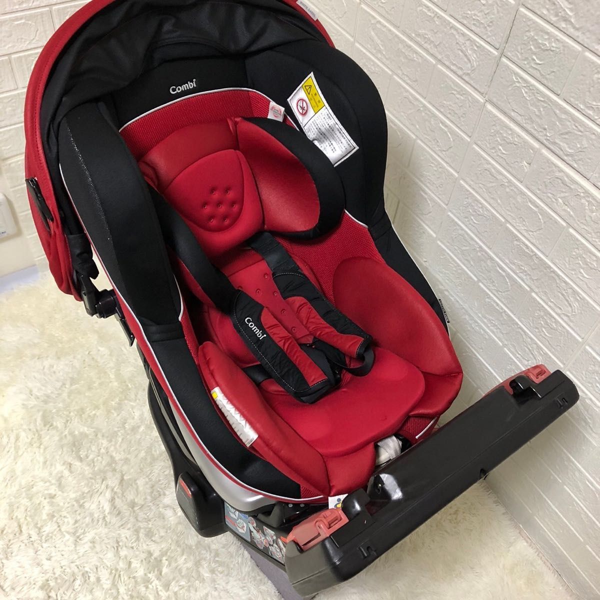 [ ultimate beautiful goods ] newborn baby ok! combination child seat laktia Turn red 