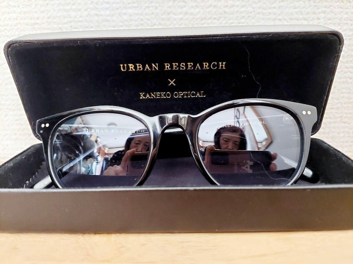 金子眼鏡×URBAN RESEARCHサングラス ブラックの画像1