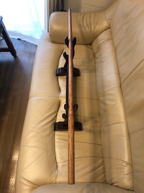 鉄刀木(ミャンマー産) 木刀 木剣 全長約103cm 重量約898g 杢目 鉄刀木(ミャンマー産) 木刀 木剣 全長約103cm 重量約898g 杢目