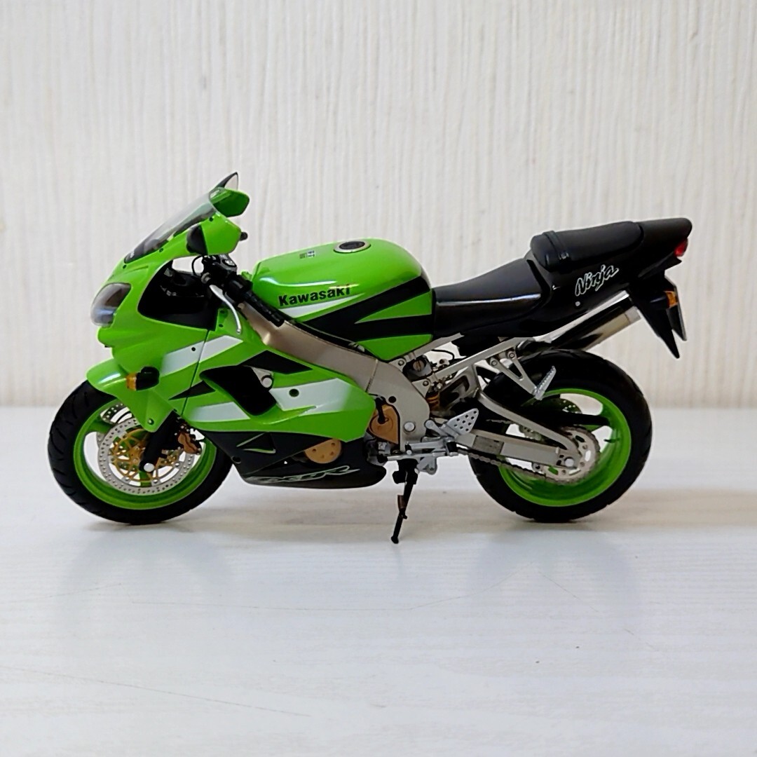 キ25【80】1円～ ミニチャンプス 1/12 カワサキ Kawasaki ニンジャ Ninja ZX-9R グリーン /ミニカー バイク オートバイ 模型の画像3
