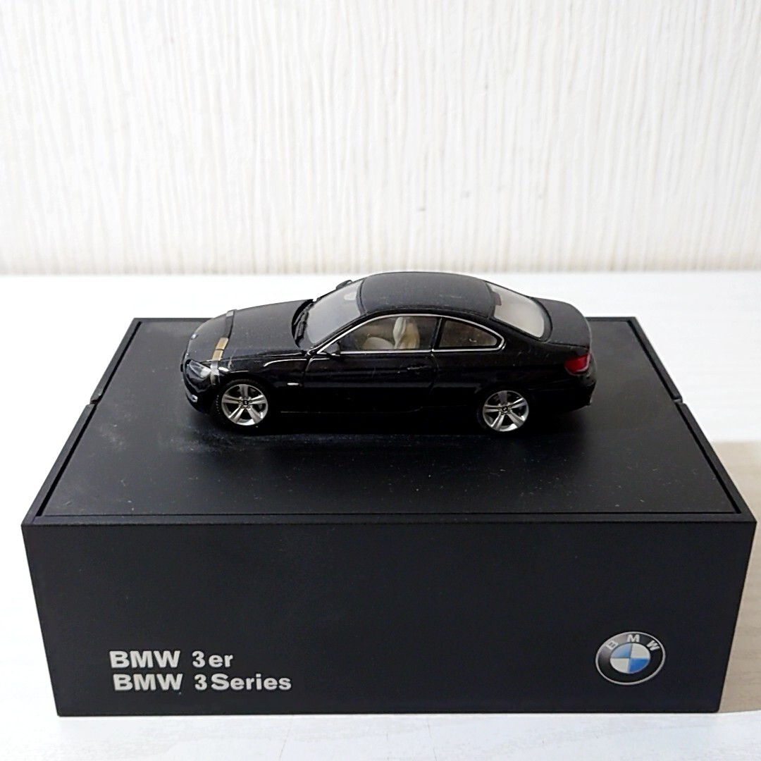 サ21【60】1円～ KYOSHO 京商 1/43 ミニカー BMW 3er Coupe 3シリーズ クーペ E92 ブラック モデルカーの画像2